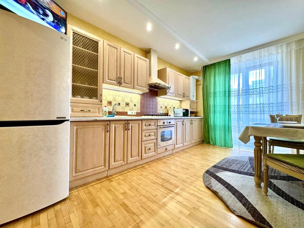Apartpoltava Вишукані Просторі Апартаменти, Аграрний Університет, Звітна Документація Εξωτερικό φωτογραφία